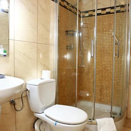 Hotel Palac Biedrusko