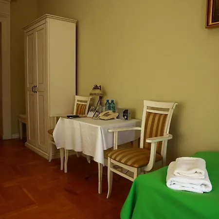 Palac 3*